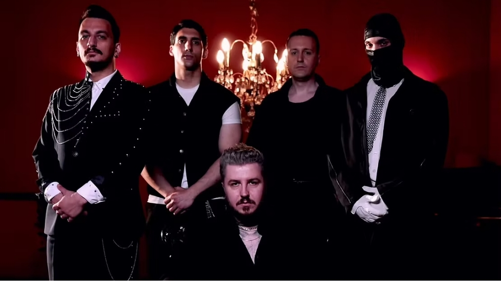 Fake Majesty
